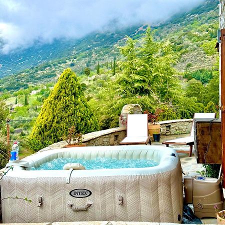 Rock Dandy Deluxe Chalet In Arachova - Delphi, Sauna, Prv Parking, Amazing View Buitenkant foto
