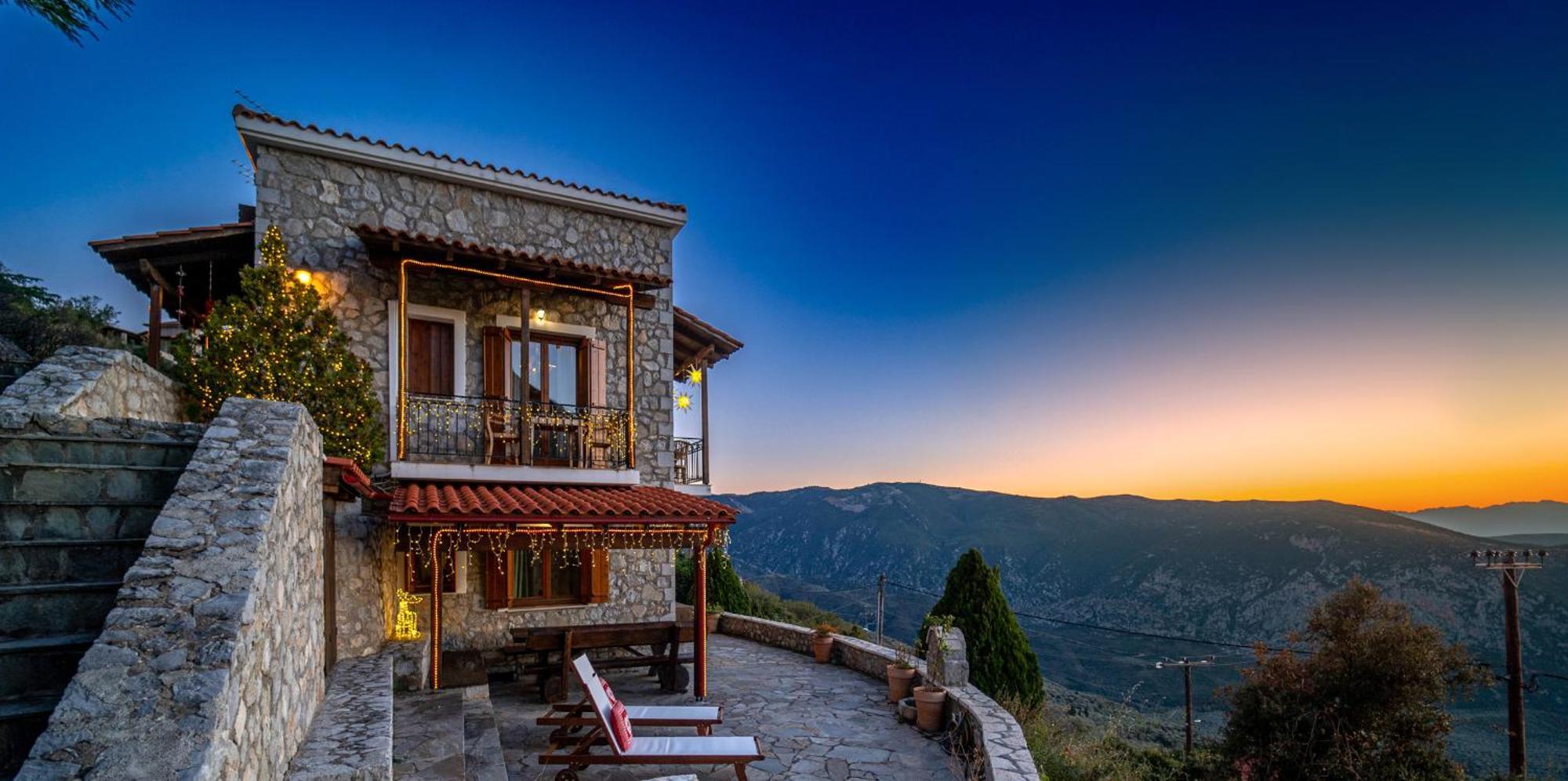 Rock Dandy Deluxe Chalet In Arachova - Delphi, Sauna, Prv Parking, Amazing View Buitenkant foto