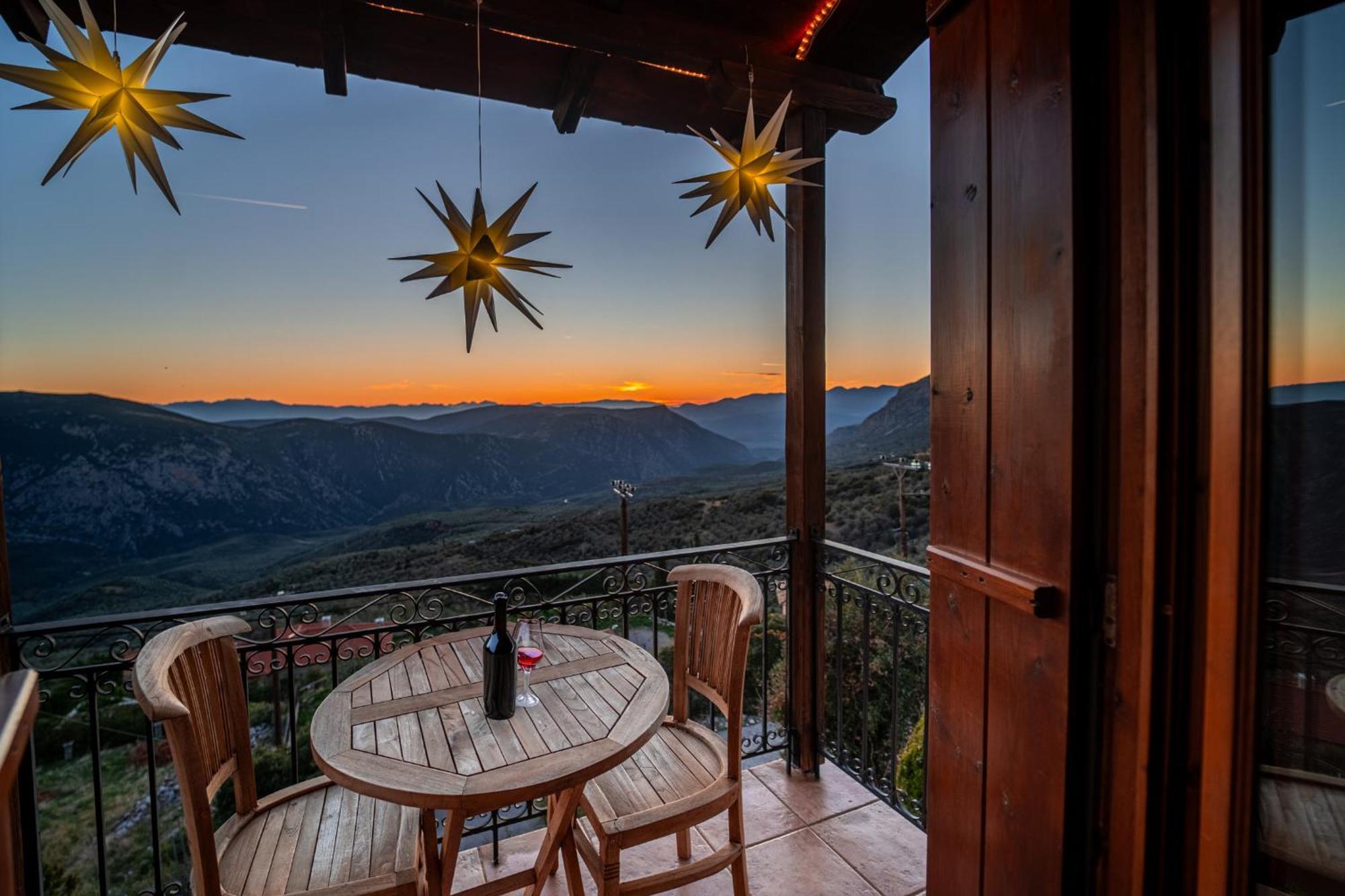 Rock Dandy Deluxe Chalet In Arachova - Delphi, Sauna, Prv Parking, Amazing View Buitenkant foto