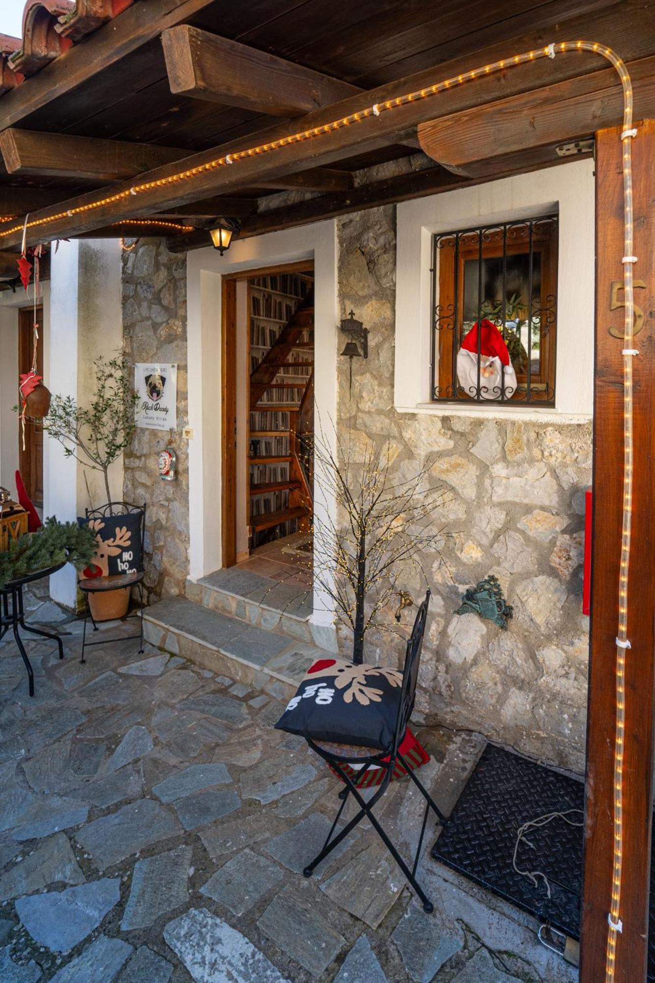 Rock Dandy Deluxe Chalet In Arachova - Delphi, Sauna, Prv Parking, Amazing View Buitenkant foto