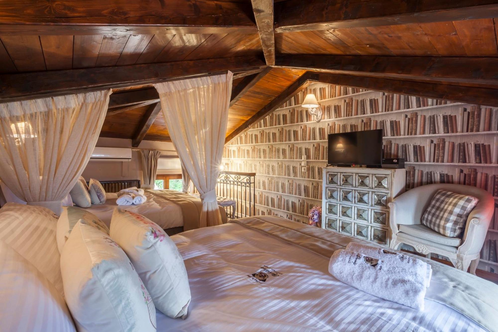 Rock Dandy Deluxe Chalet In Arachova - Delphi, Sauna, Prv Parking, Amazing View Buitenkant foto